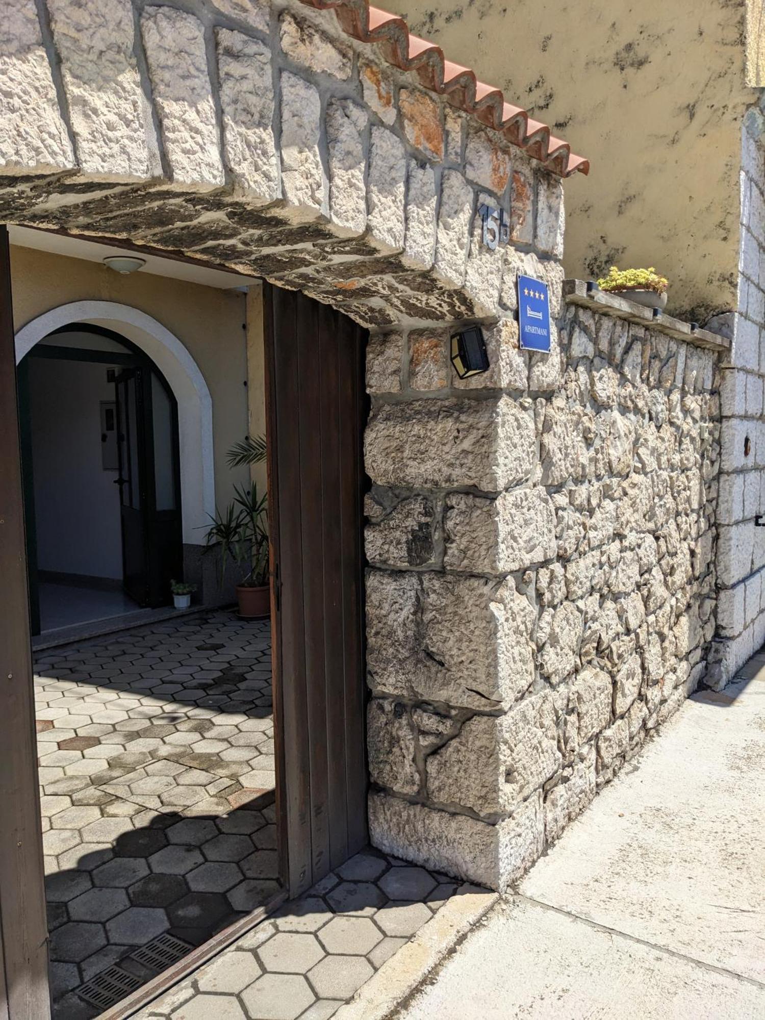Apartments Monika Novi Vinodolski Dış mekan fotoğraf